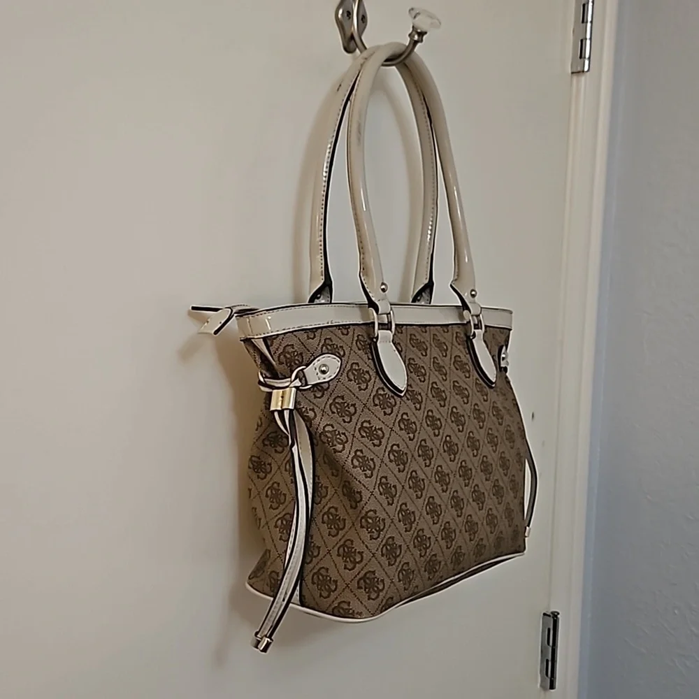 VTG GUESS 1990s Brown Cream Trim Logo Monogram Reama Tote Bag